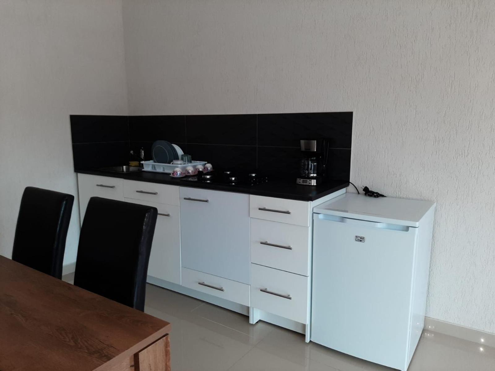 Casa Orhideea Hotel Костинещи Екстериор снимка