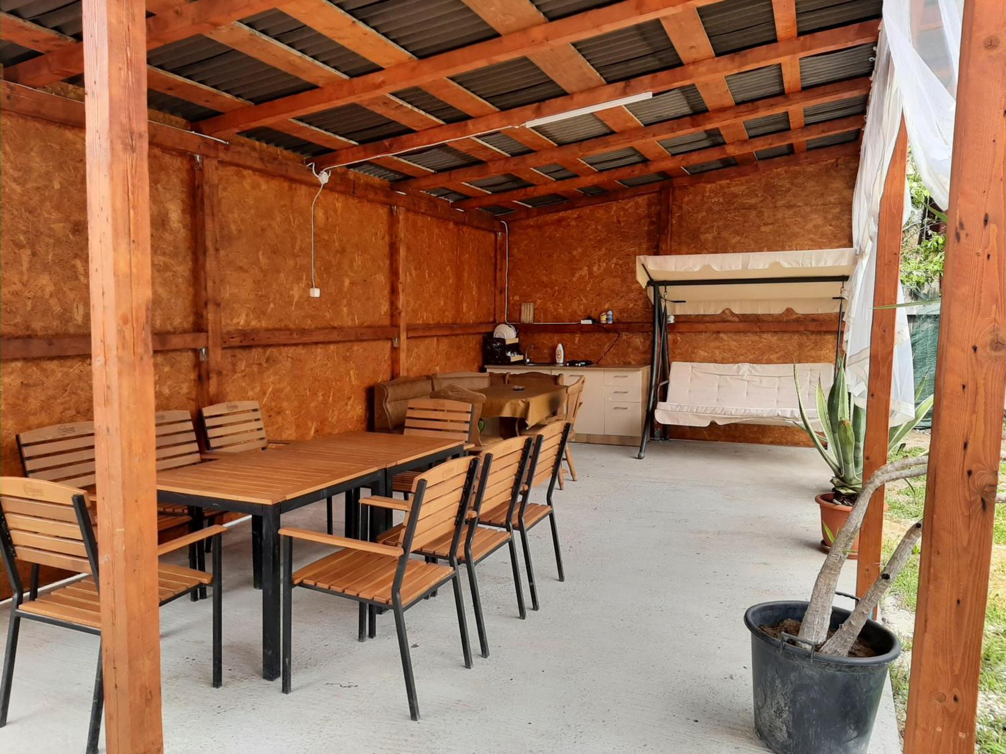 Casa Orhideea Hotel Костинещи Екстериор снимка